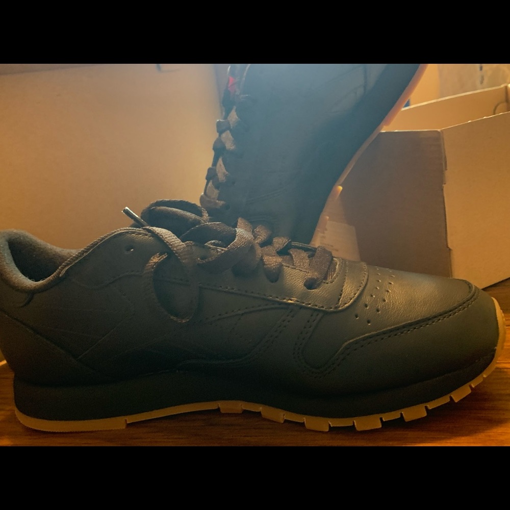Black Reebok classics - Picture 4 of 4
